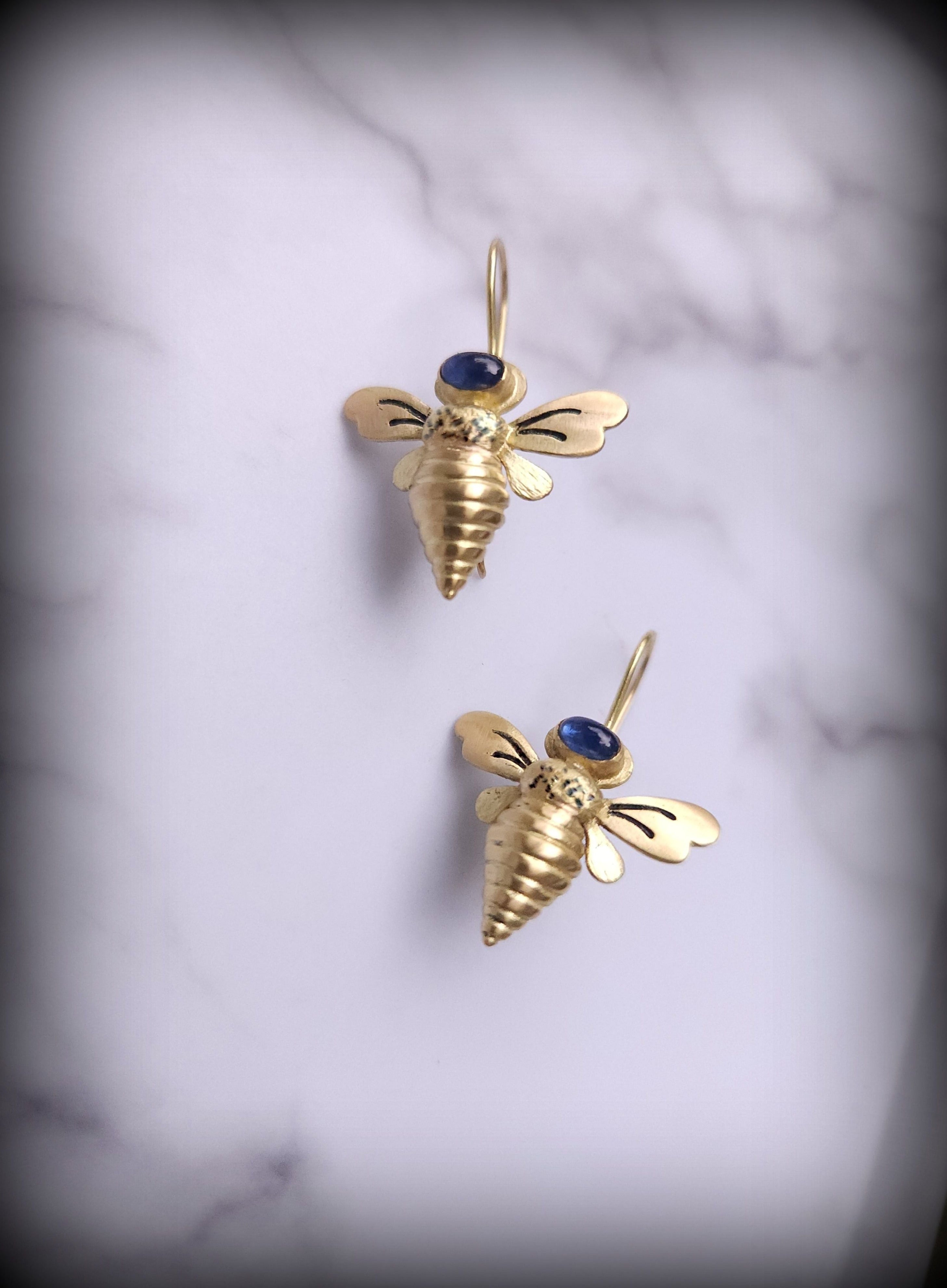 18k Gold Queen Bee Gemstone Earring