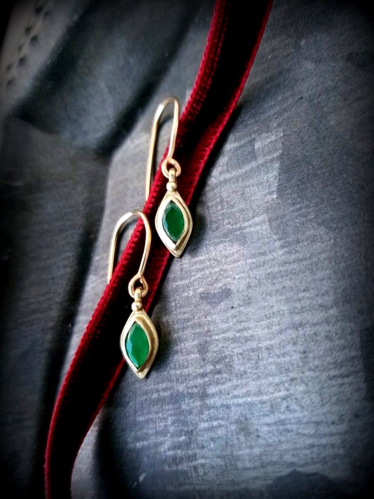 14k Emerald Devi Earrings